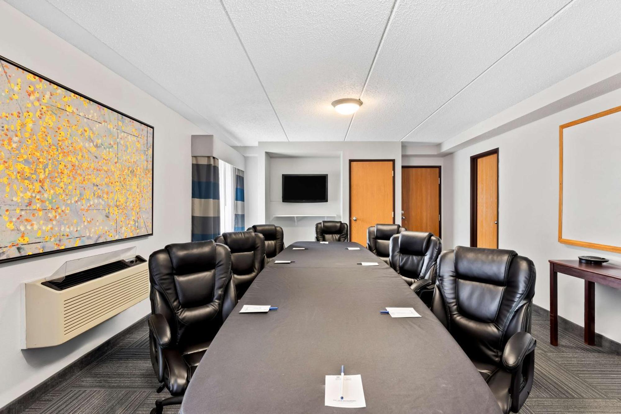 Hotel Western Naperville