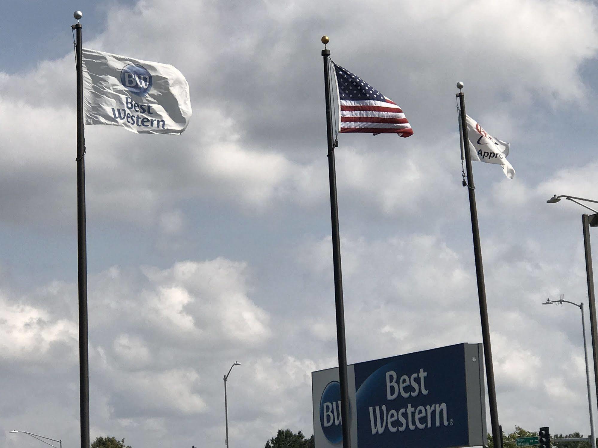 Hotel Western Naperville