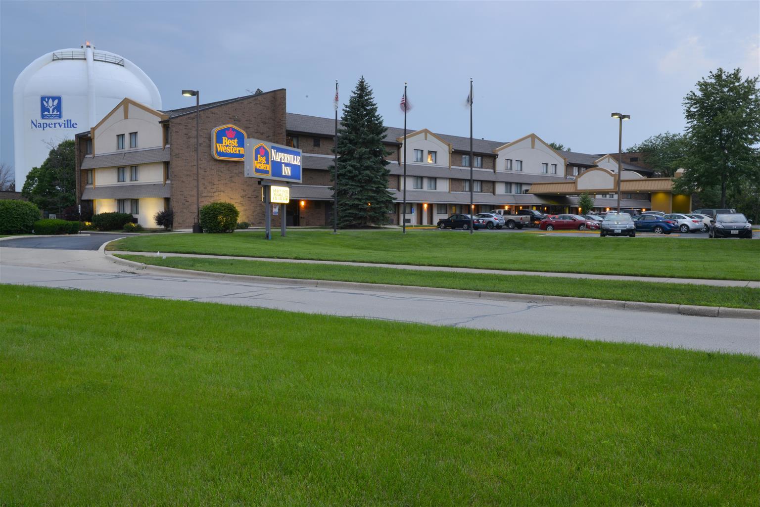 Western Hotel Naperville