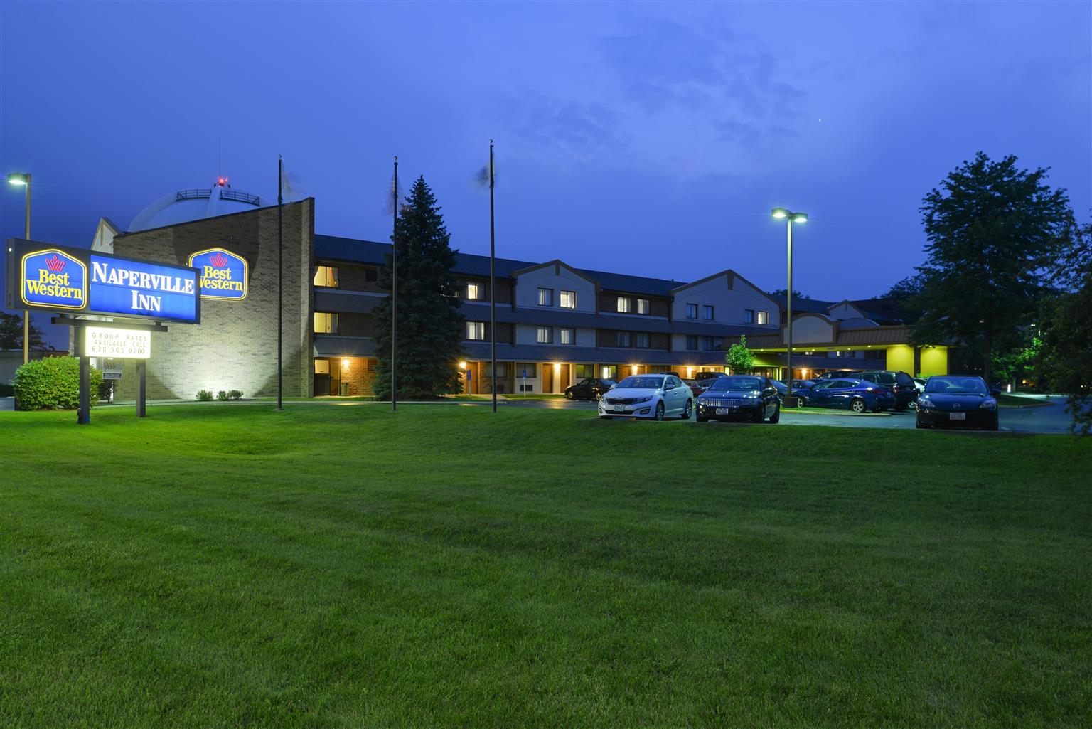 Western Hotel Naperville