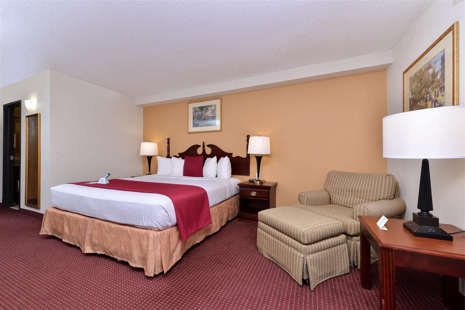 Western Hotel Naperville
